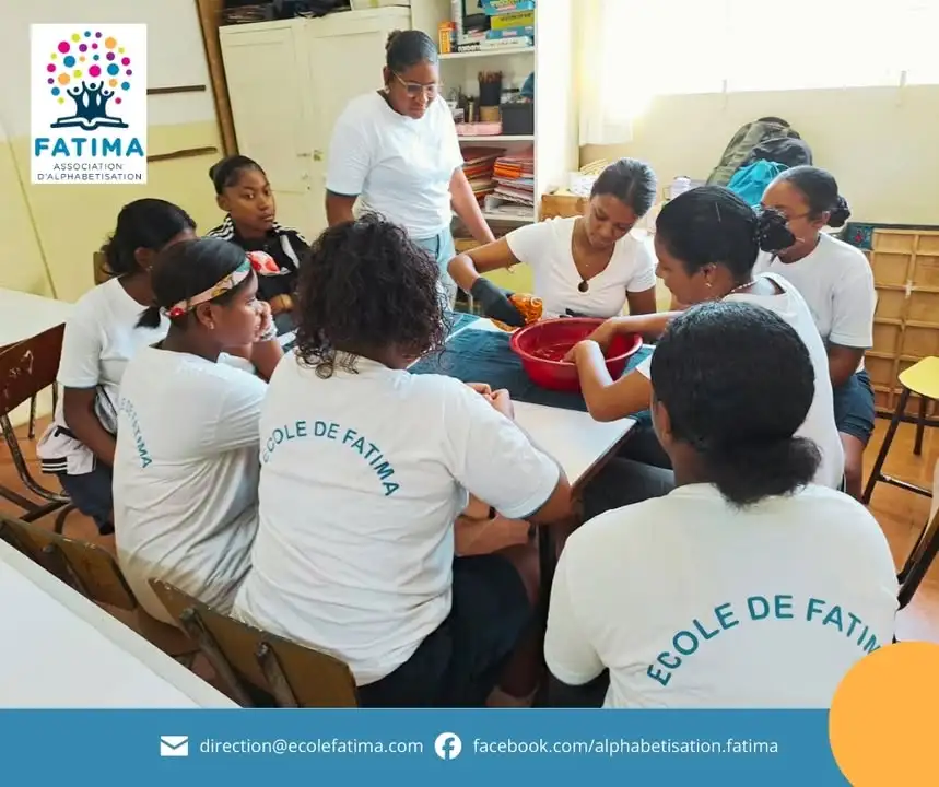 Atelier d'onglerie — formation en esthétique